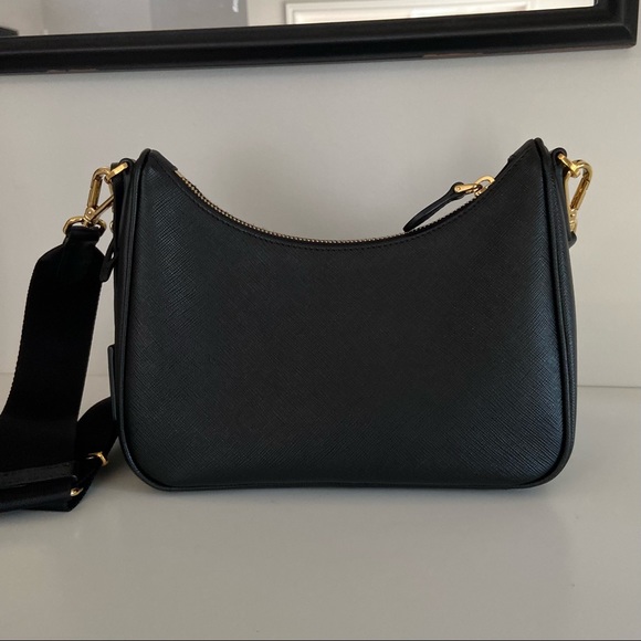 Prada Re-Edition 2005 Saffiano - Picture 8 of 12